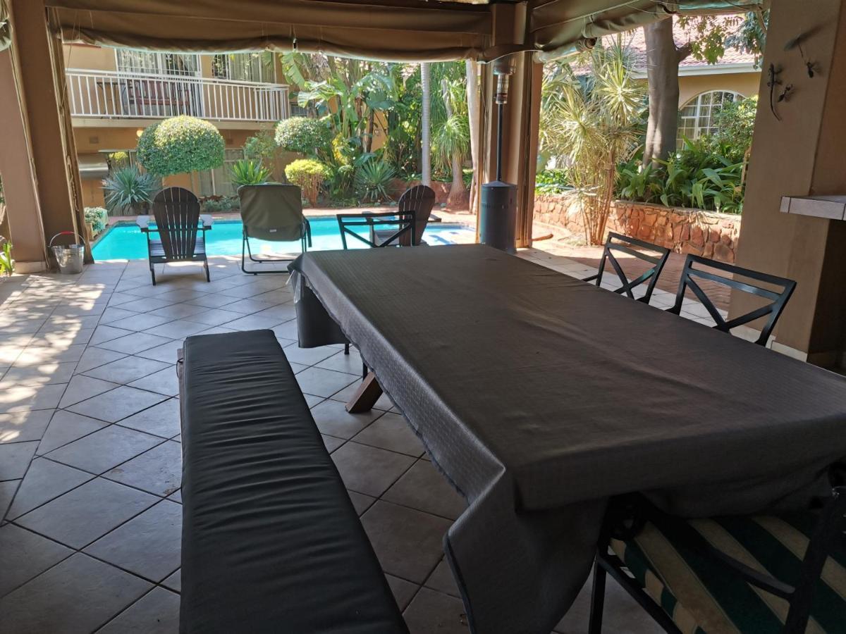 Sunset Ridge Guest House Rustenburg Extérieur photo