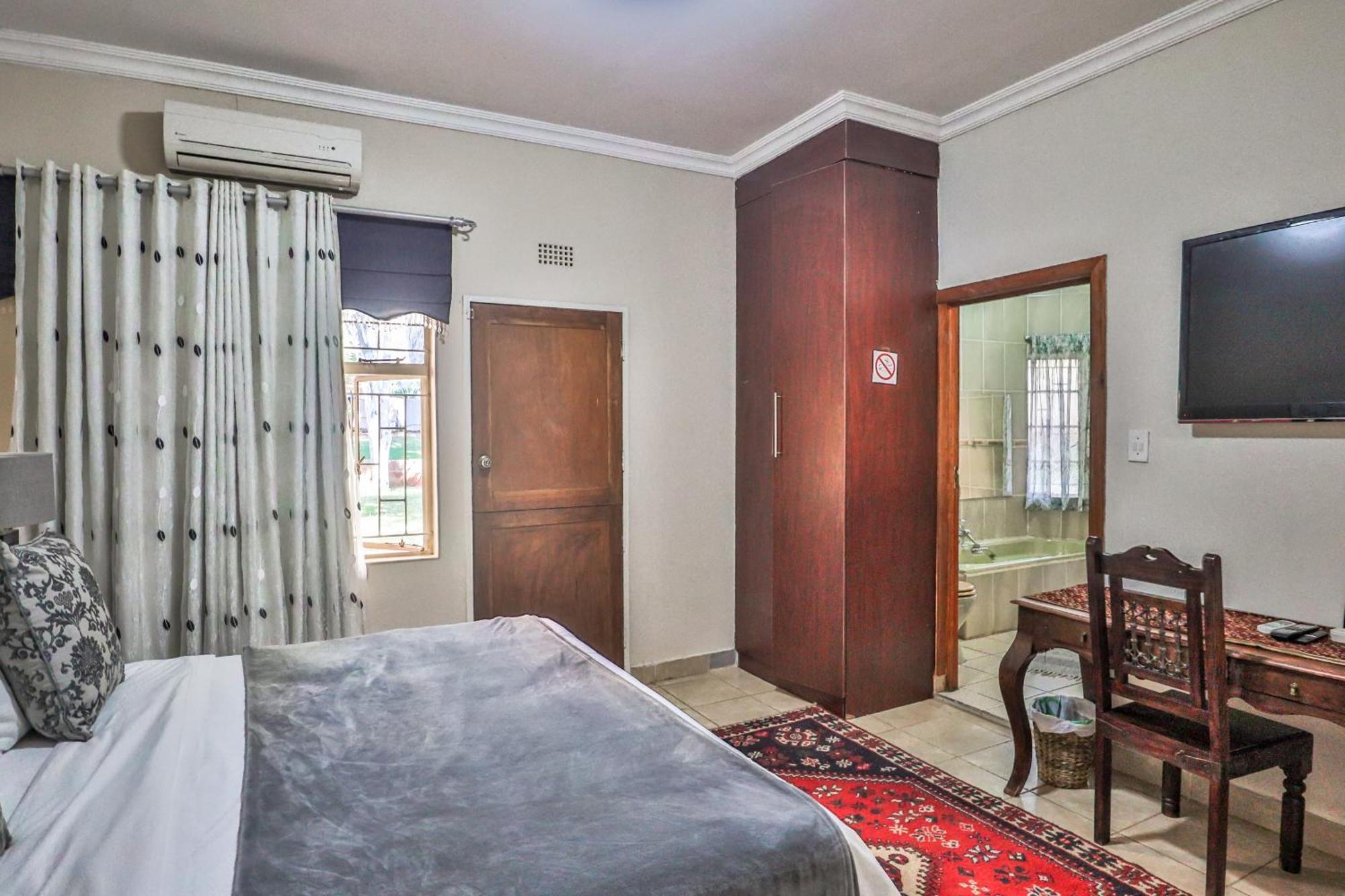 Sunset Ridge Guest House Rustenburg Extérieur photo