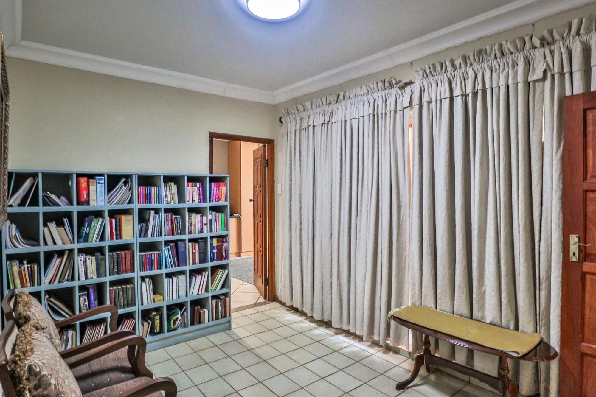 Sunset Ridge Guest House Rustenburg Extérieur photo
