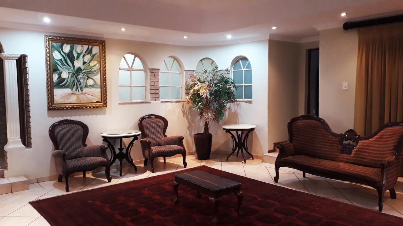 Sunset Ridge Guest House Rustenburg Extérieur photo