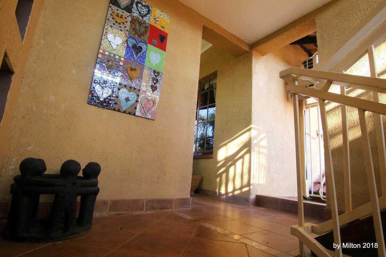 Sunset Ridge Guest House Rustenburg Extérieur photo